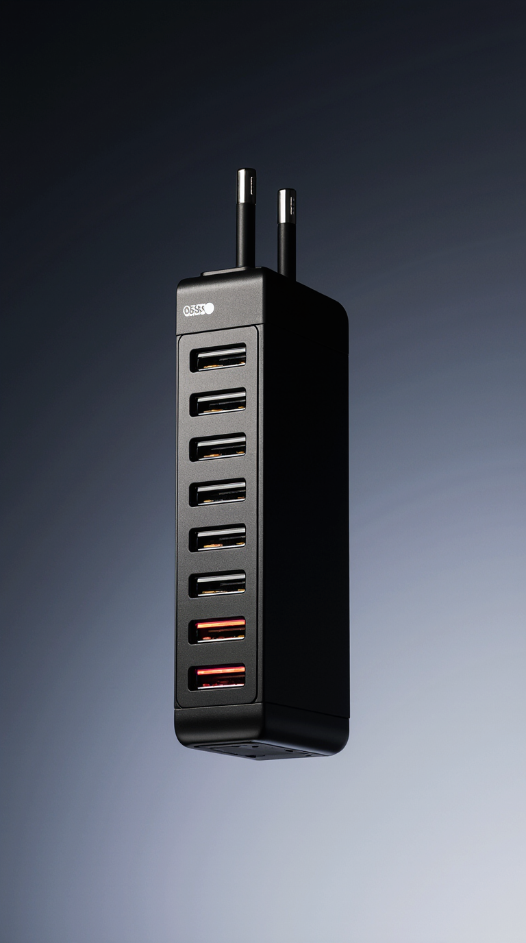 OneWorld65 Travel Adapter Review: Charge 6 Devices Effortlessly