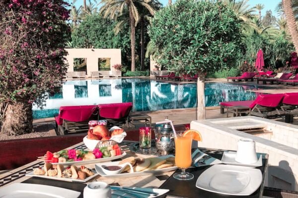 Discover 4 reasons to hold both the American Express Gold and Platinum cards for smart travel rewards and perks in 2025.